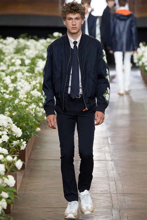 dior homme spirng usmmer 2016|Dior Men Spring 2016 Menswear Collection .